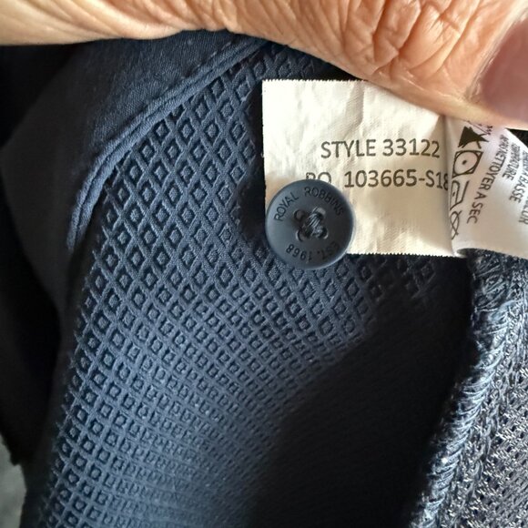 Royal Robbins Womens Navy Blue Shorts - Picture 3 of 5